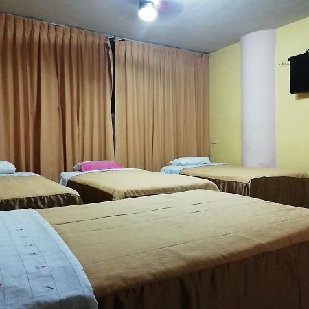 Hospedaje Oasis Chiclayo Eksteriør billede